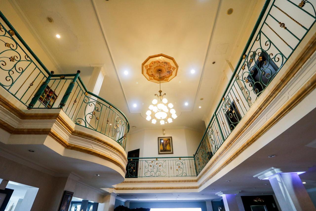 Reddoorz Plus @ Jalan Dr Sutomo Пеканбару Екстериор снимка