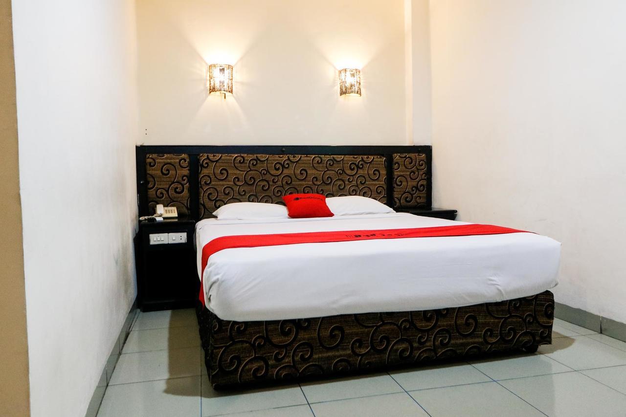 Reddoorz Plus @ Jalan Dr Sutomo Пеканбару Екстериор снимка
